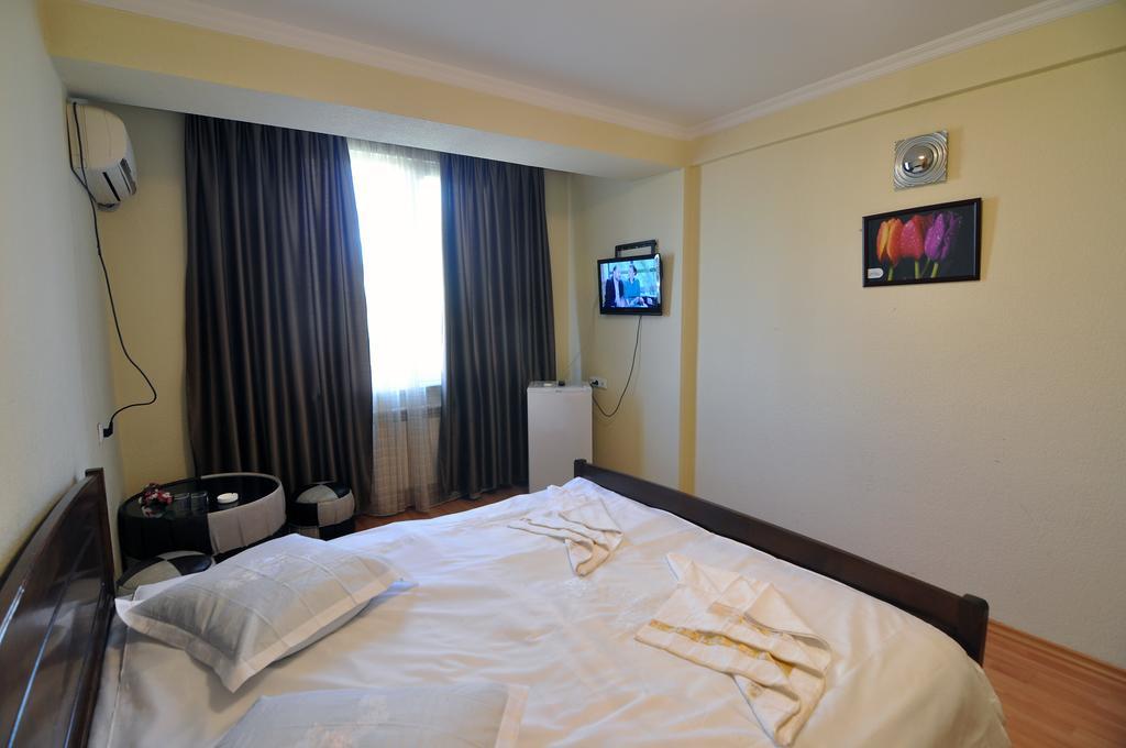 Sun Rise Hotel Тбилиси Экстерьер фото