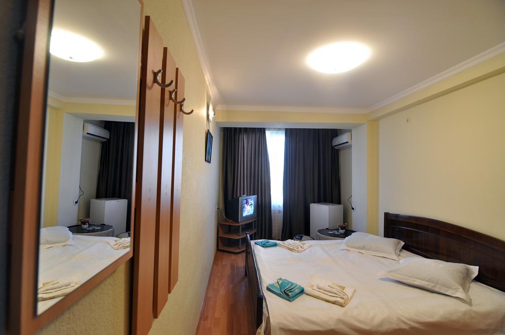Sun Rise Hotel Тбилиси Экстерьер фото